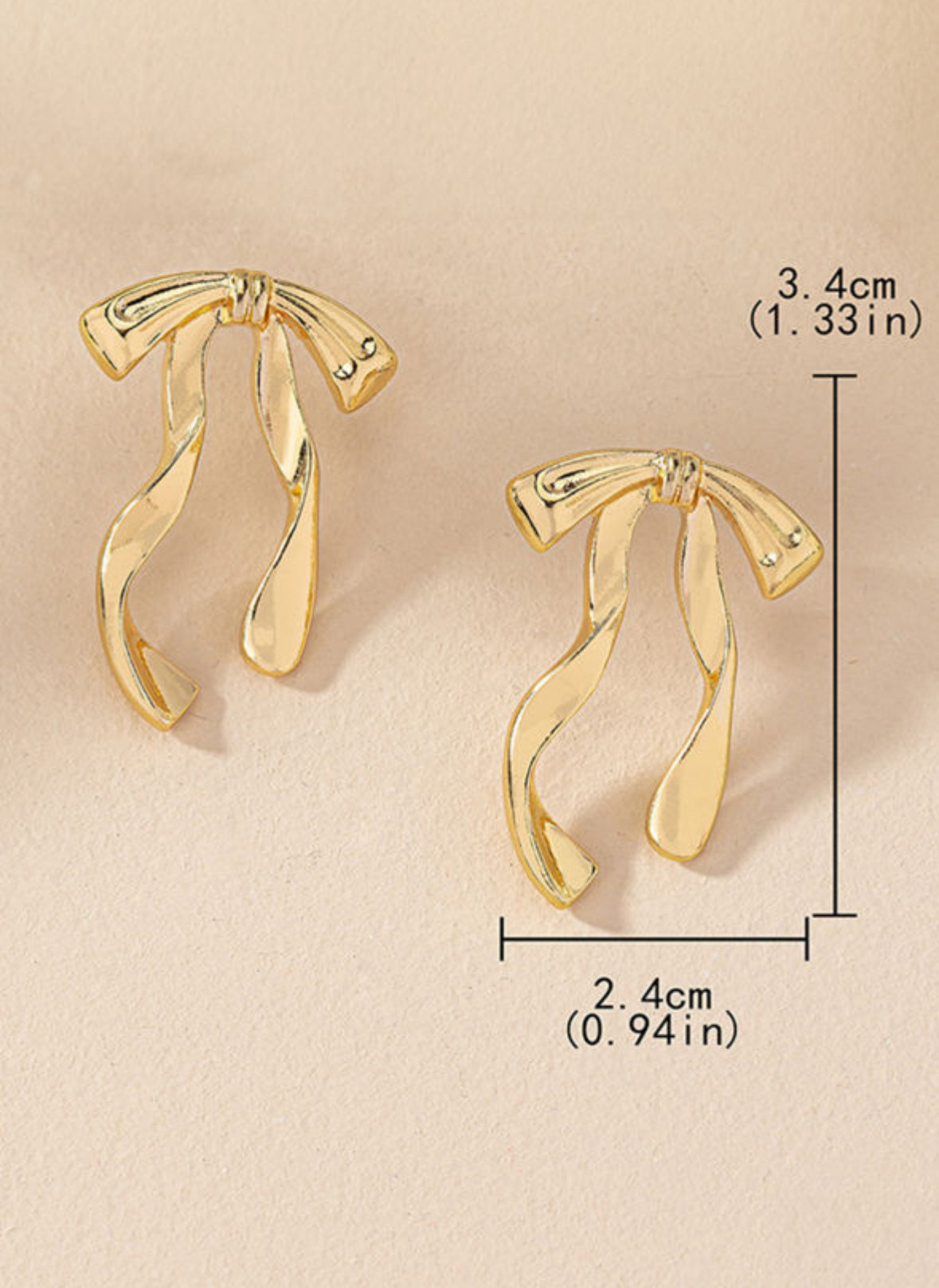 Bow Stud Earrings LT